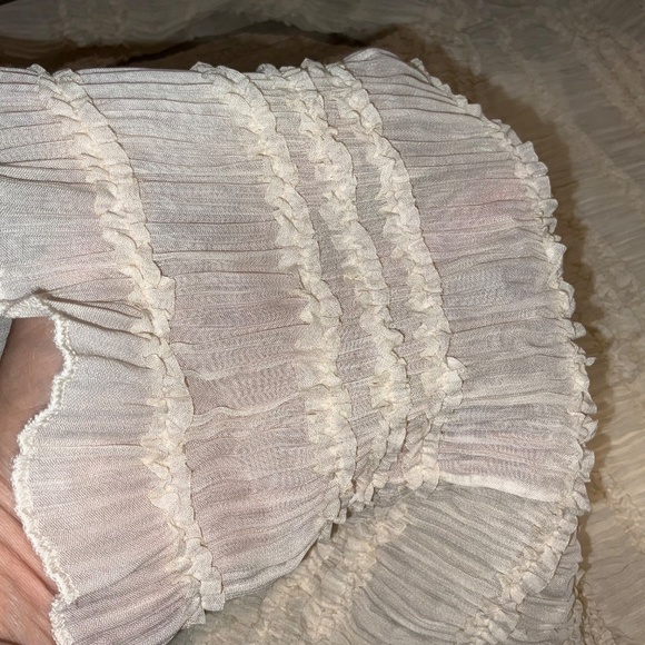 GREY COLLECTIVE Off-White Ruffle Long Sleeve Shirred Chiffon Top Blouse Small - Picture 9 of 11